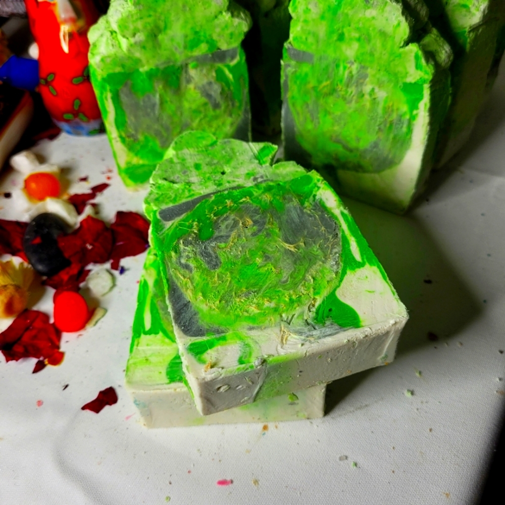 2 patchouli scented with loofah soap bars - Picture 9 of 16